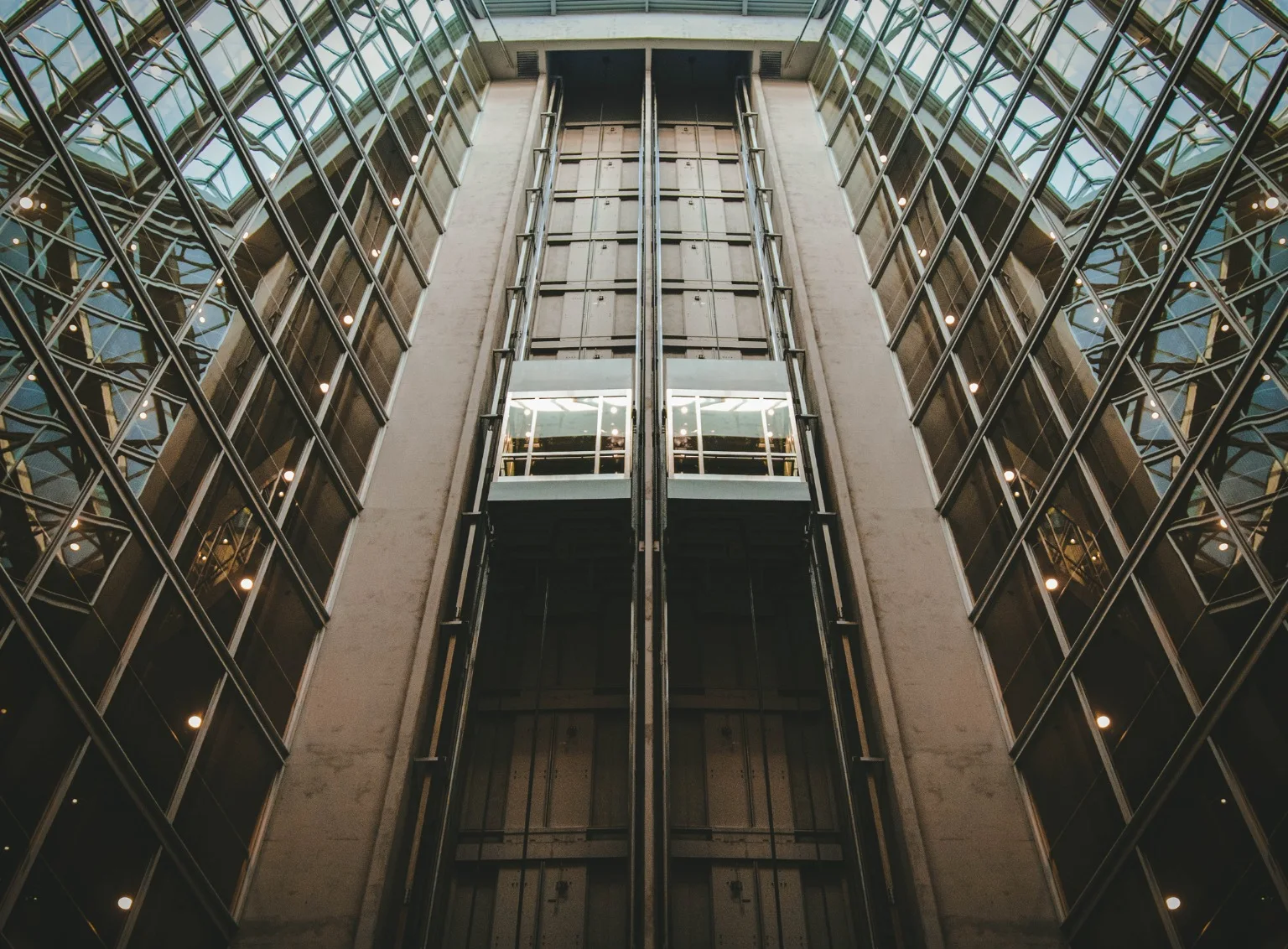 m5IndustriesImg-elevators